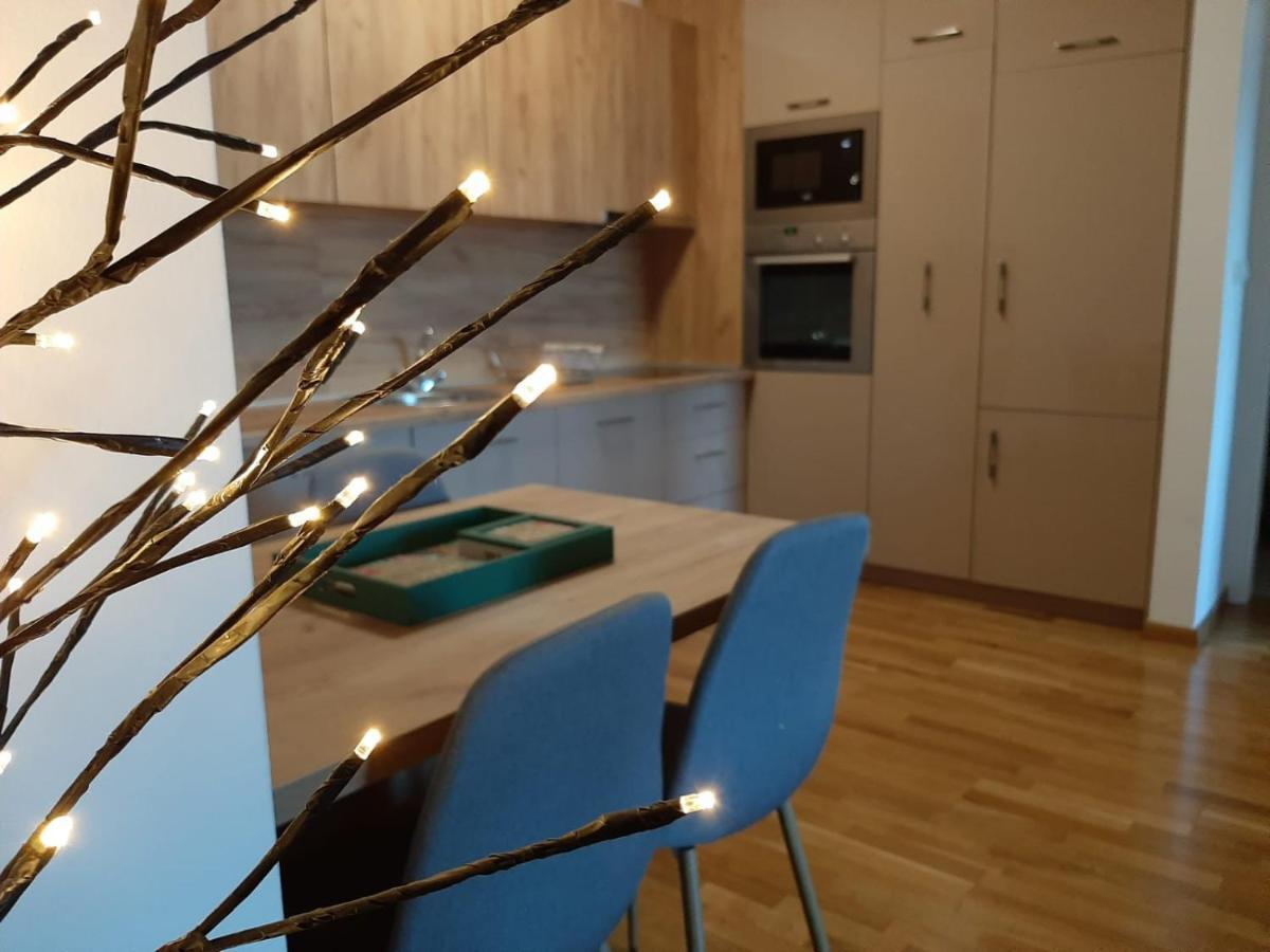 Bright, Modern & Cozy Apartment Tuzla Ngoại thất bức ảnh